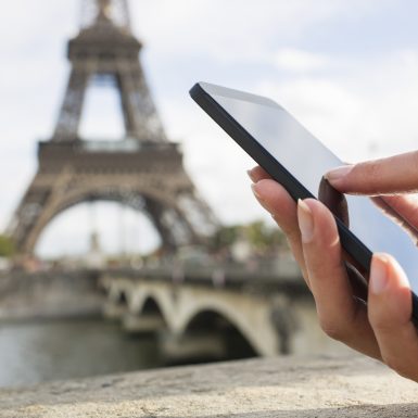 By the Sea with Three, Travel Apps, Best Travel Apps, iPhone Apps, Travel Hacks, Cheap Flights, Cheap Accommodation, Cheap Hotels, Cheap Travel Paris, Eiffel Tower