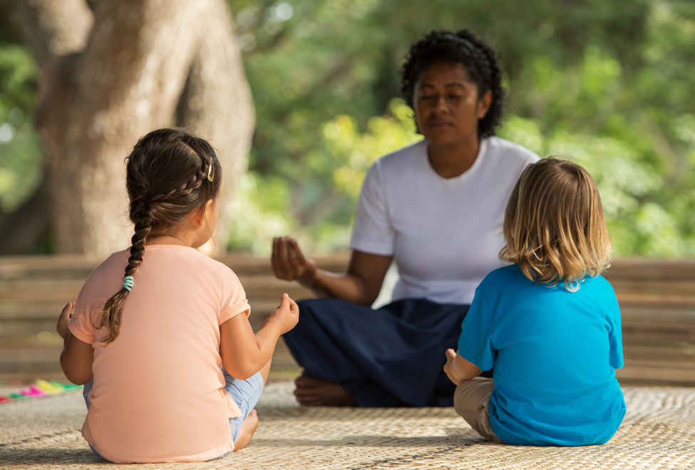 Roxy Jacenko Penelope's Playground Pixie Curtis Fiji Six Senses Resort975x660_SSFJI_Kids_Yoga_at_Grow_With_Six_Senses_Sep2018_140x87